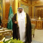 العاهل السعودي رهن بيته ... والبنك رفض